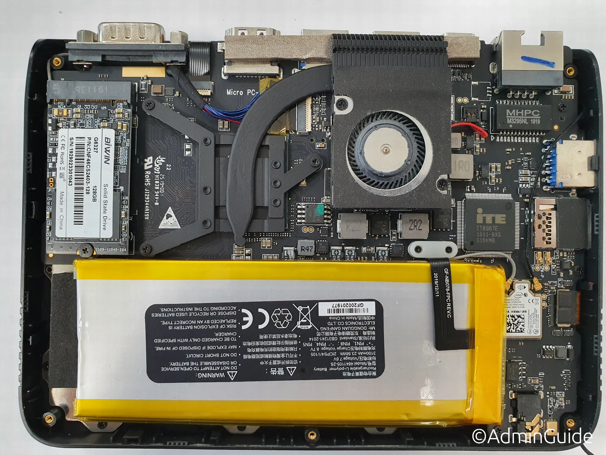 Сисадминский ноут GPD MicroPC - Вид снизу